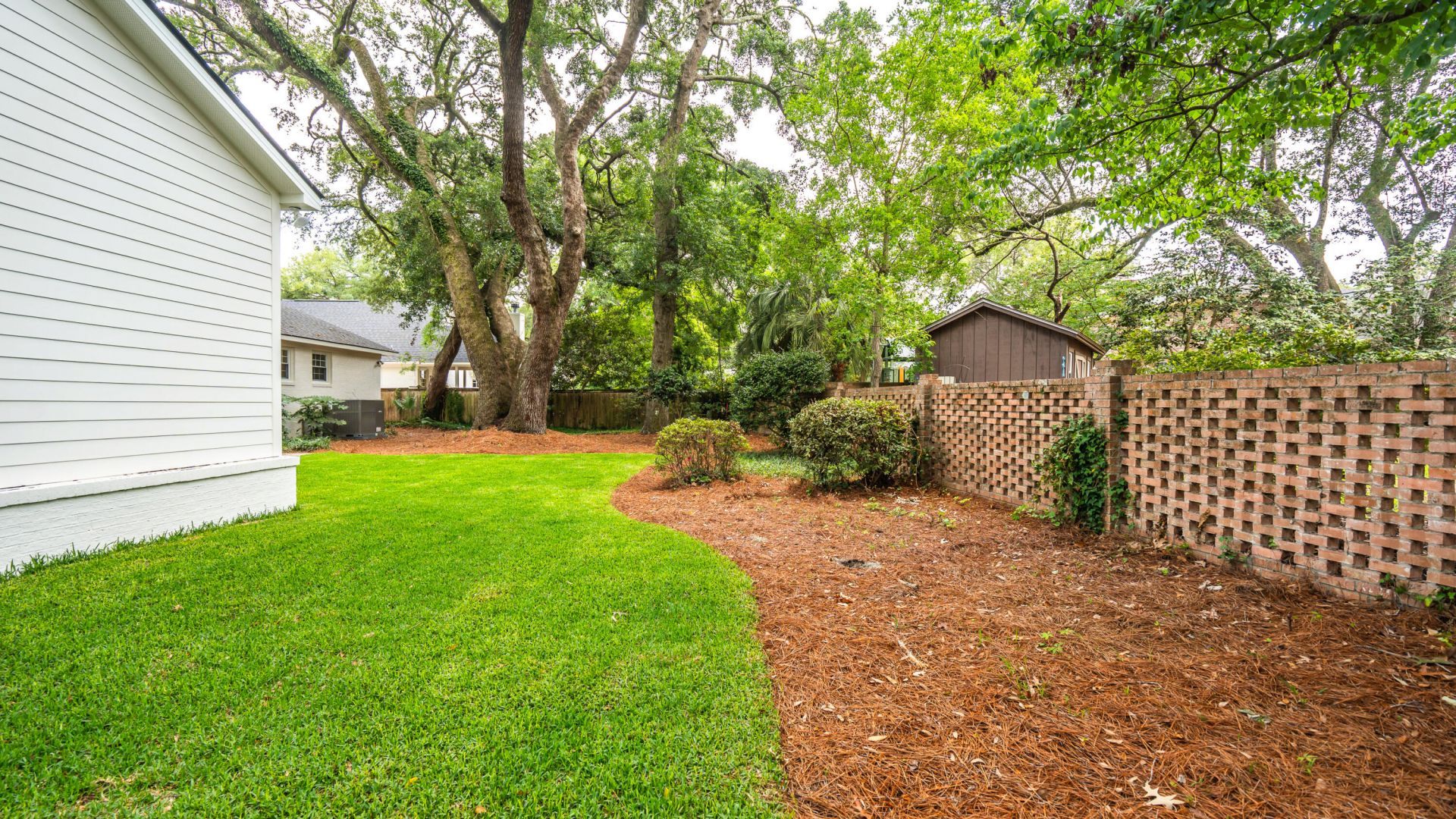 1389 Parkshore Drive Photo 8