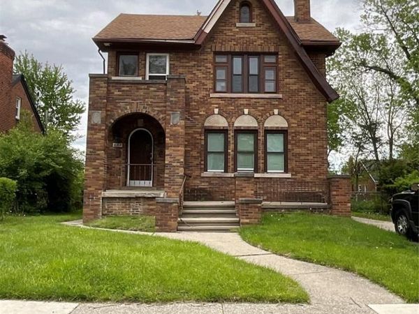 15464 Gilchrist St Street, Detroit, MI 48227