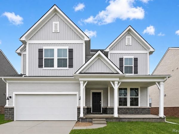 688 Gretchen Lane, Saline, MI 48176