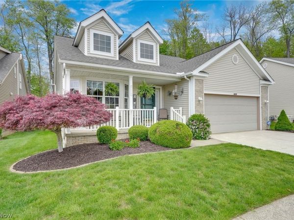 9278 Clark Circle , Twinsburg, OH 44087