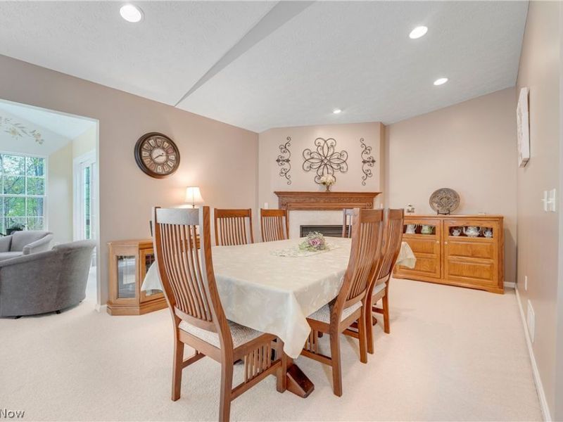 9278 Clark Circle, Twinsburg, OH 44087 Photo 10