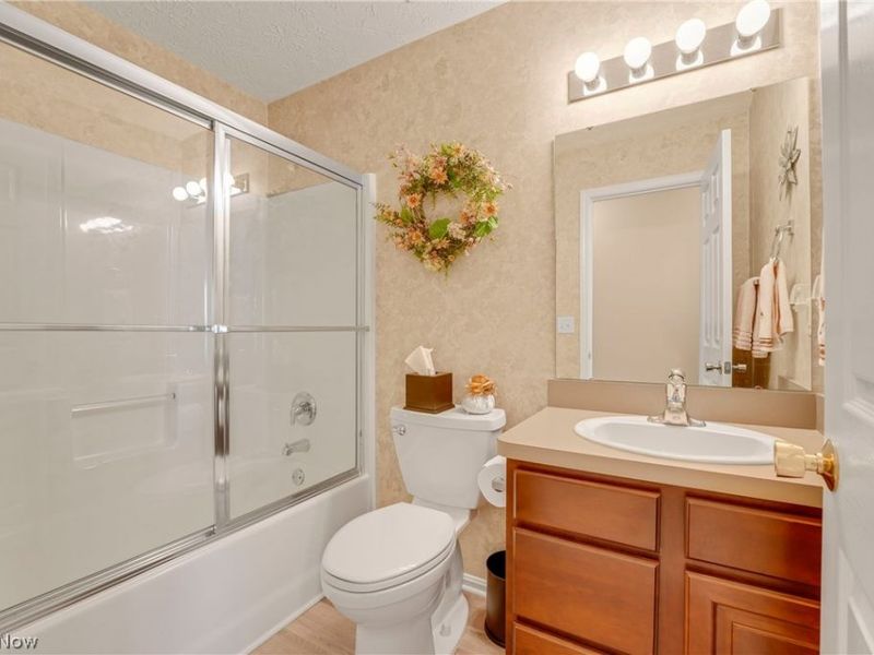 9278 Clark Circle, Twinsburg, OH 44087 Photo 19