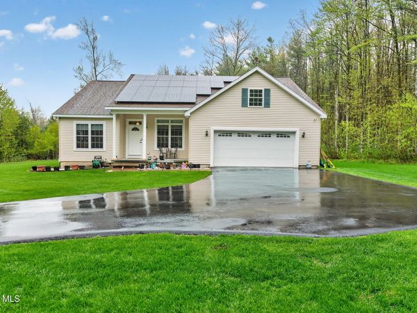 654 County Highway 138, Broadalbin, NY 12025