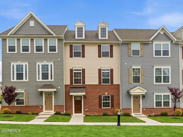19 Kiln Drive, Cliffwood, NJ 07721