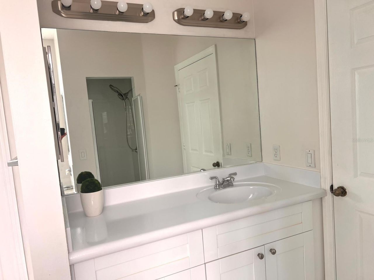 15761 SW 148 Terrace , Miami, FL 33187 Photo