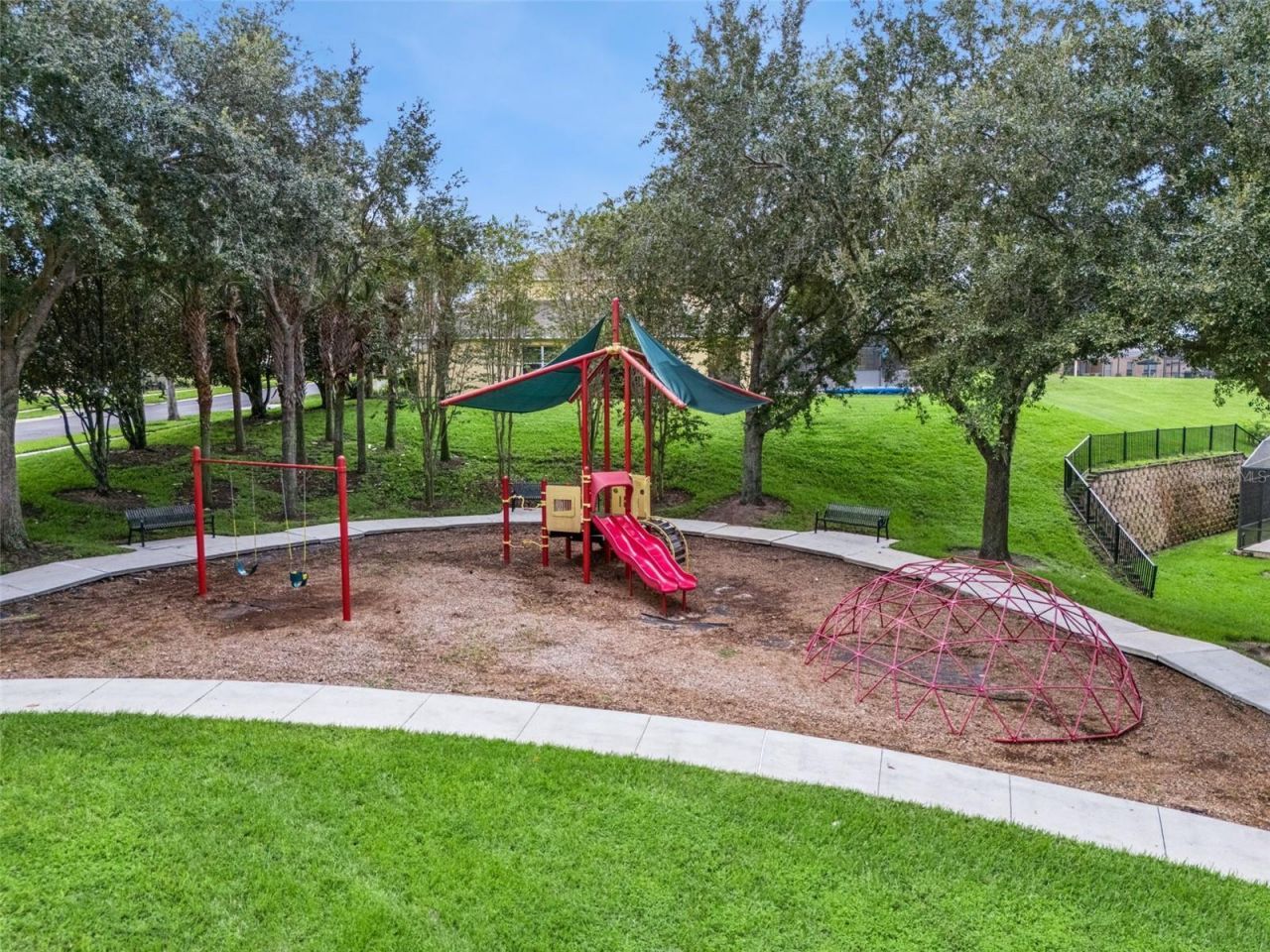 2694 La Isla Court, Kissimmee, FL 34747 Photo
