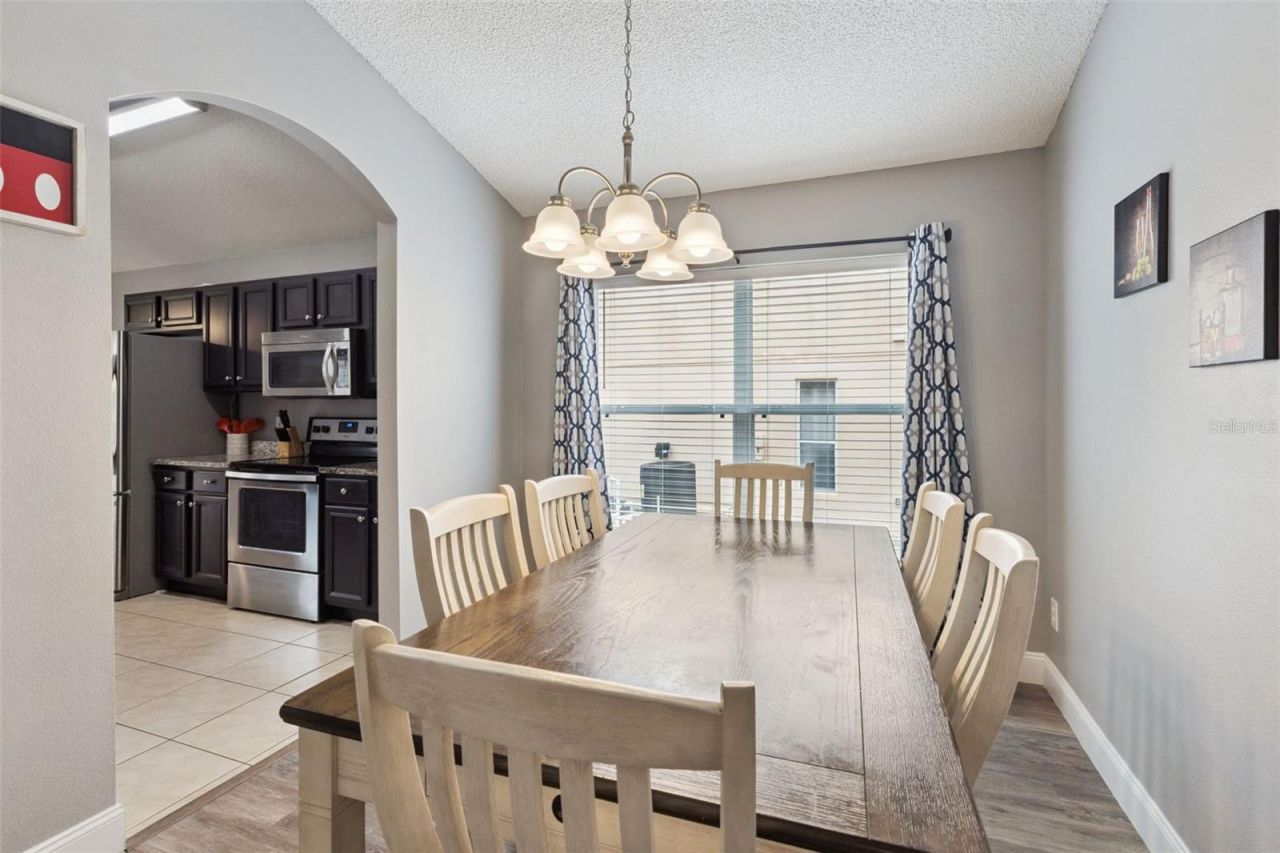 2694 La Isla Court, Kissimmee, FL 34747 Photo