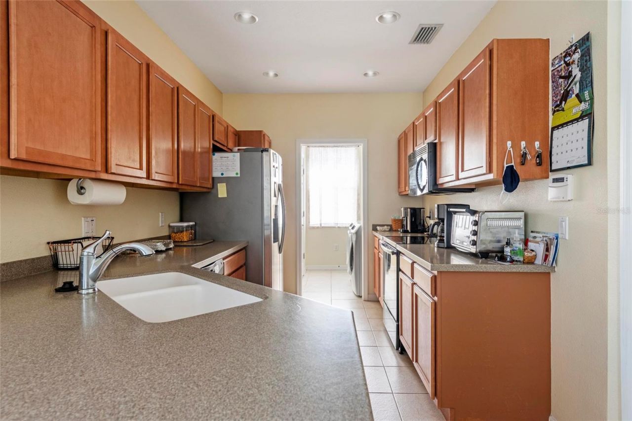 3860 82nd Avenue Circle E, Unit 101, Sarasota, FL 34243 Photo