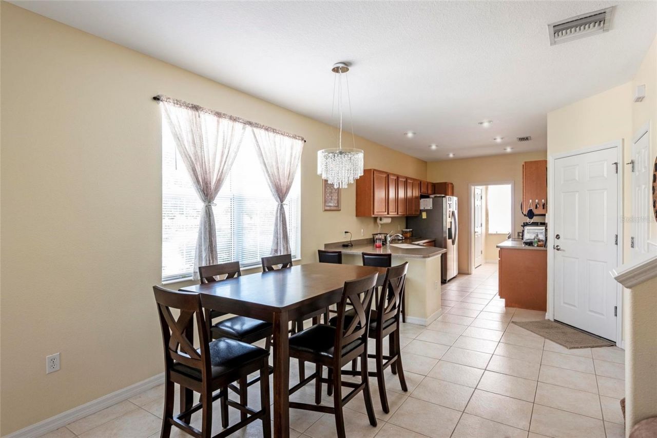 3860 82nd Avenue Circle E, Unit 101, Sarasota, FL 34243 Photo