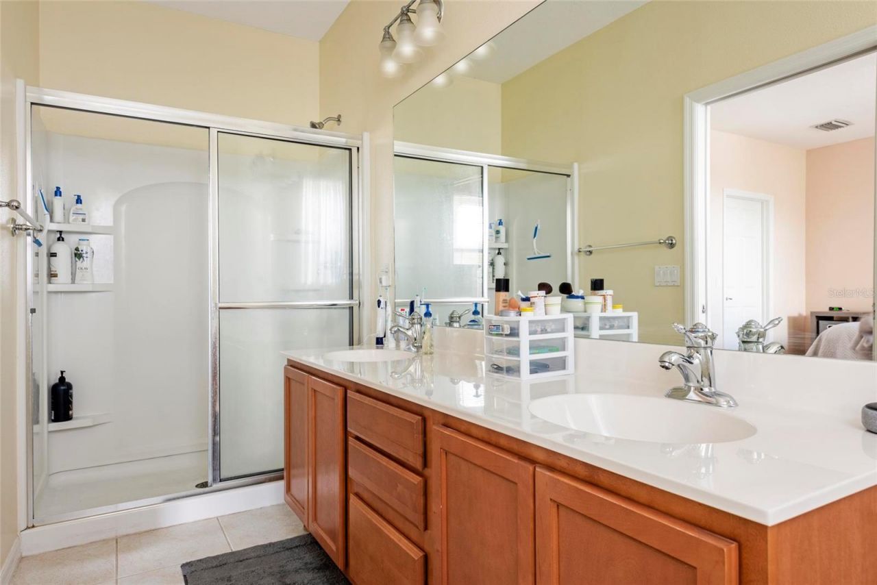 3860 82nd Avenue Circle E, Unit 101, Sarasota, FL 34243 Photo
