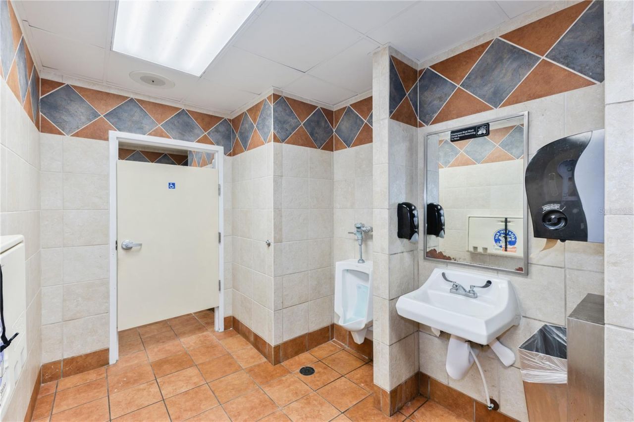8841 Commodity Circle , Orlando, FL 32819 Photo