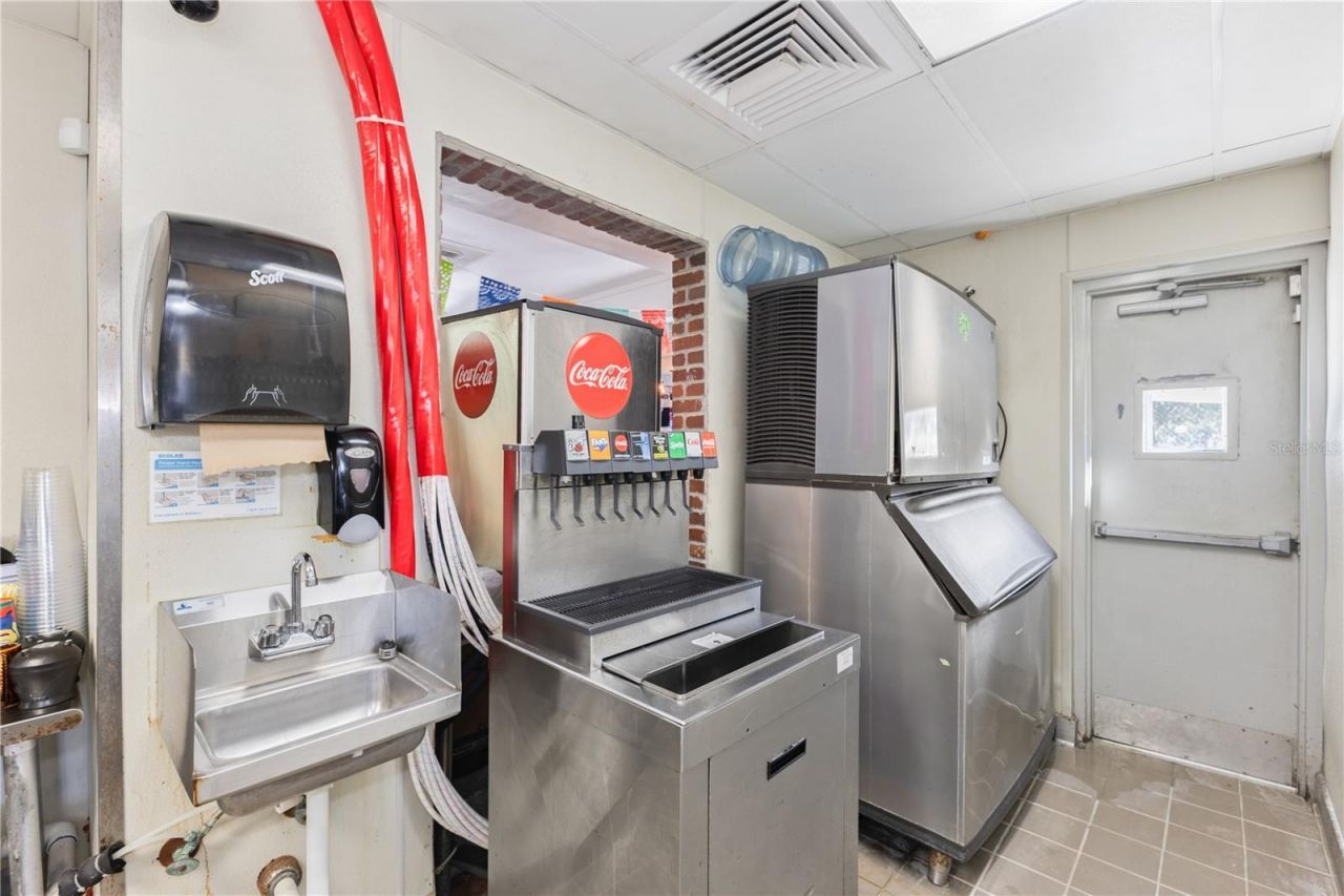 8841 Commodity Circle , Orlando, FL 32819 Photo