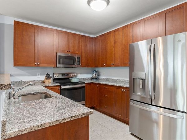 1 Harvest Drive, Unit 103, North Andover, MA 01845