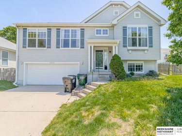 4923 S 194th Avenue , Omaha, NE 68135