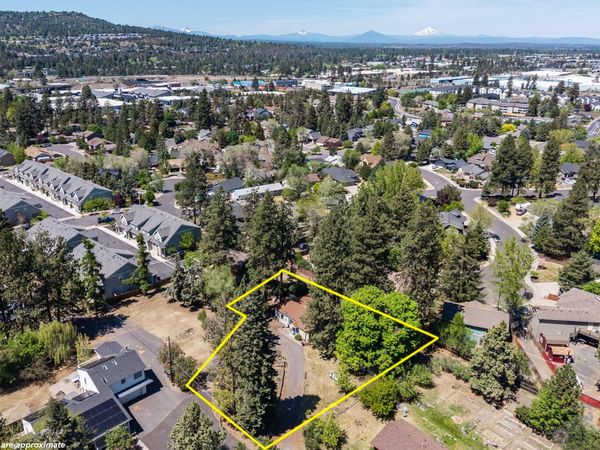 2291 NE 8th Street, Bend, OR 97701