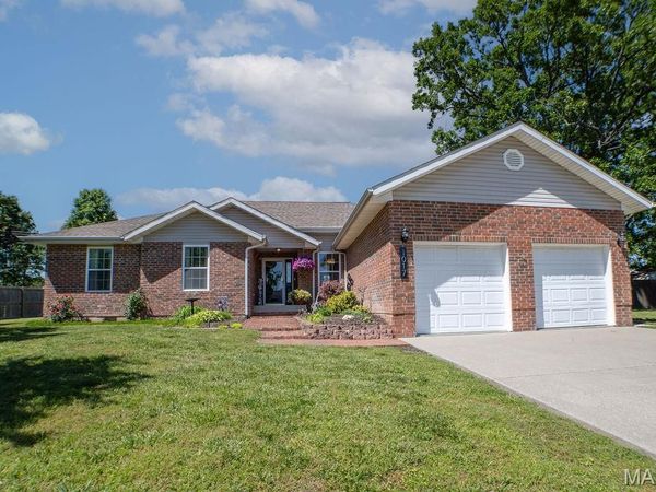 1017 Daytona Drive , Lebanon, MO 65536