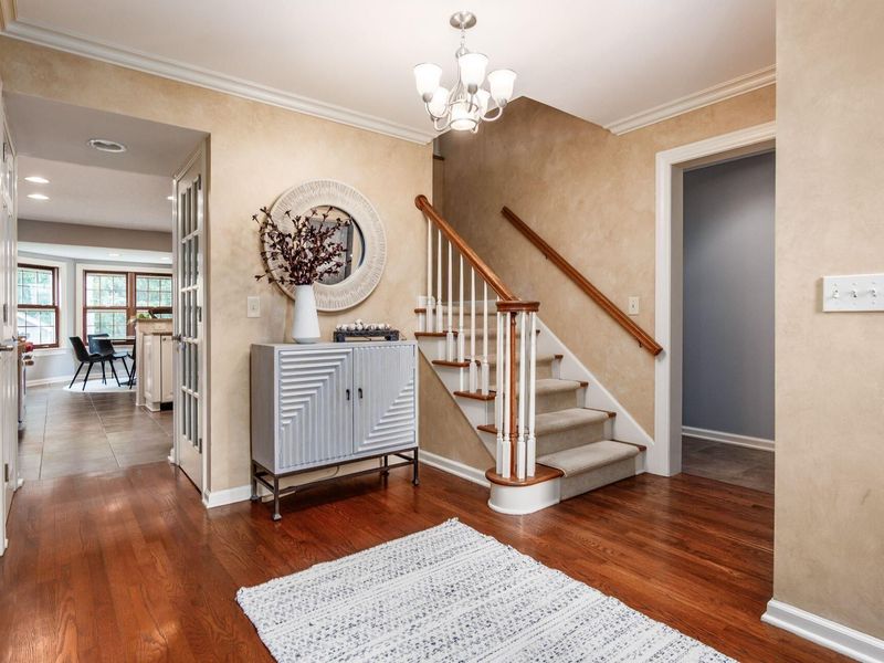 7594 Norham Road, Columbus, OH 43235 Photo 5