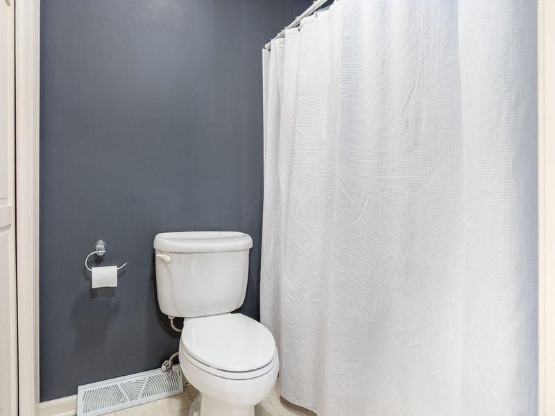 7594 Norham Road, Columbus, OH 43235 Photo 54