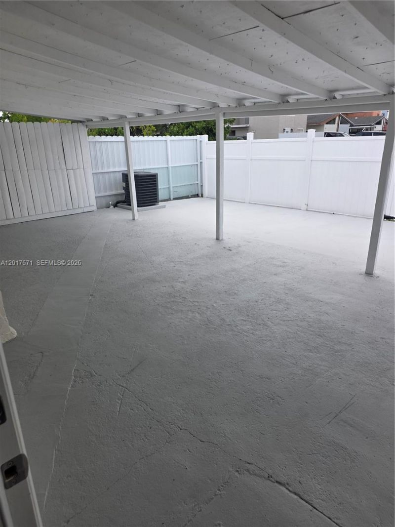 4467 NW 185th St, Miami Gardens, FL 33055 Photo