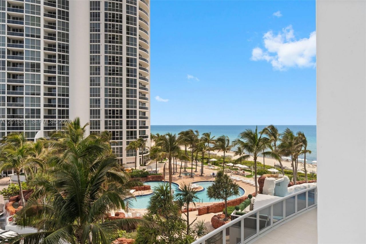 18101 Collins Ave , Unit 606, Sunny Isles Beach, FL 33160 Photo
