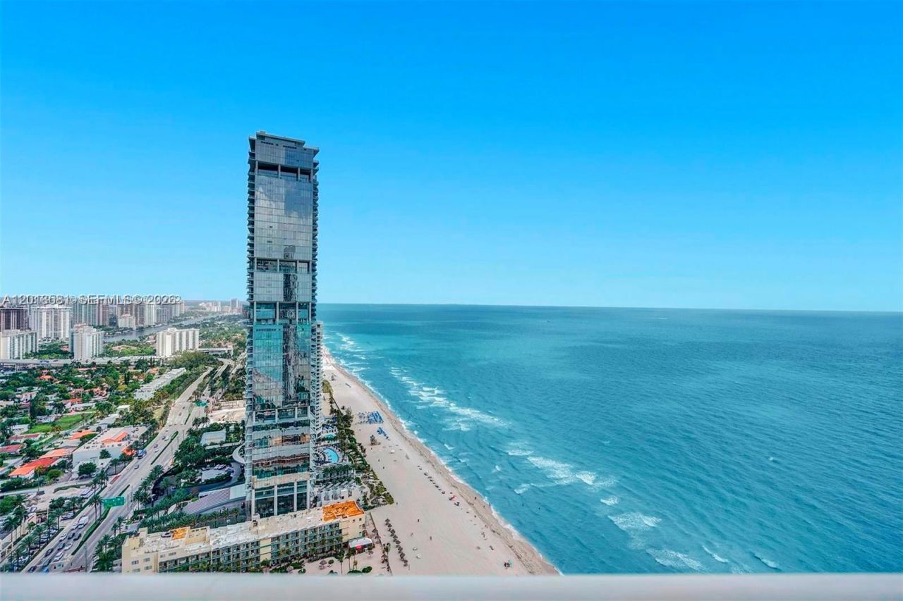 18101 Collins Ave , Unit 606, Sunny Isles Beach, FL 33160 Photo