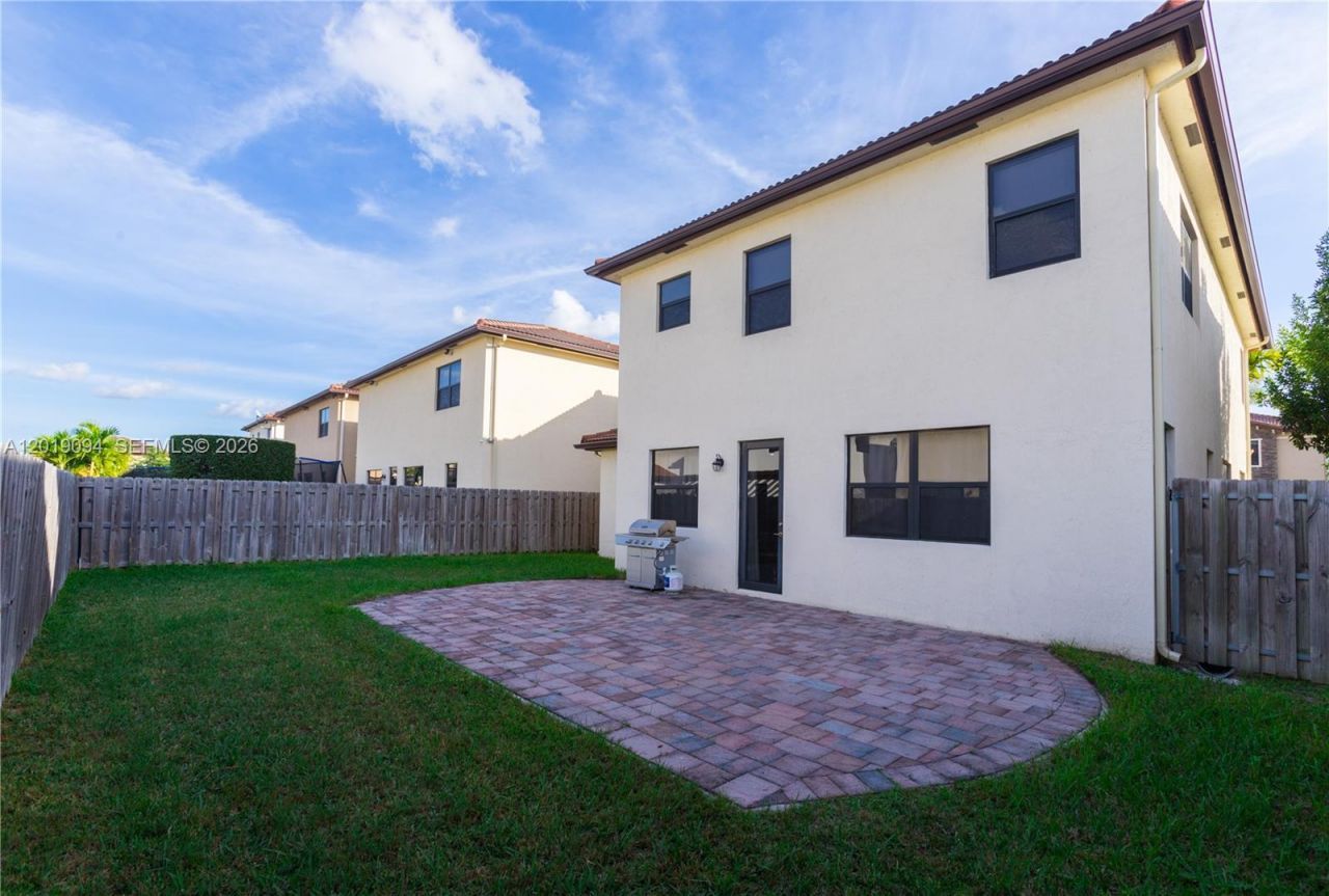 9965 NW 86 Te , Doral, FL 33178 Photo