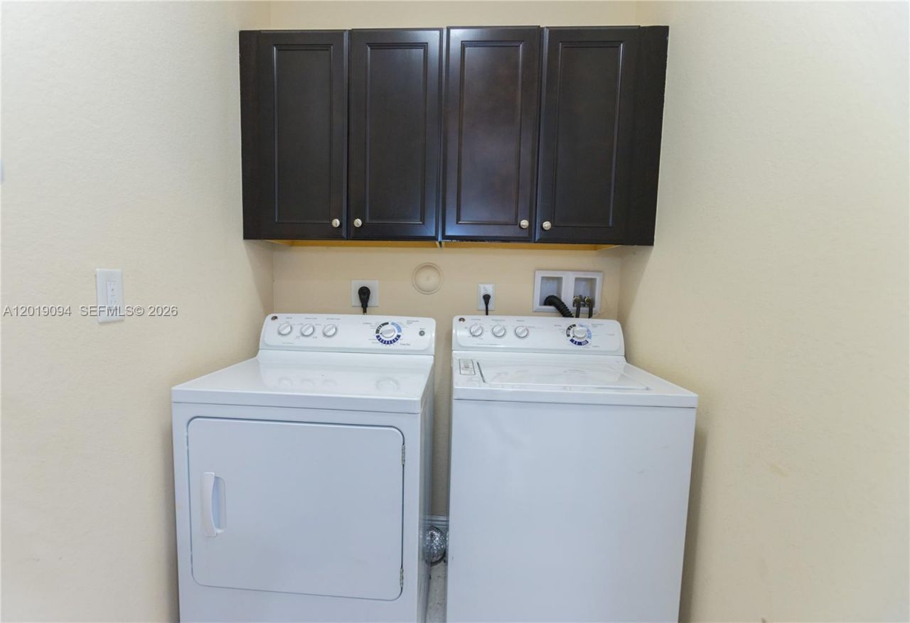 9965 NW 86 Te , Doral, FL 33178 Photo