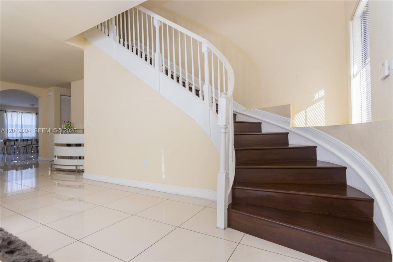 9965 NW 86 Te , Doral, FL 33178 Photo
