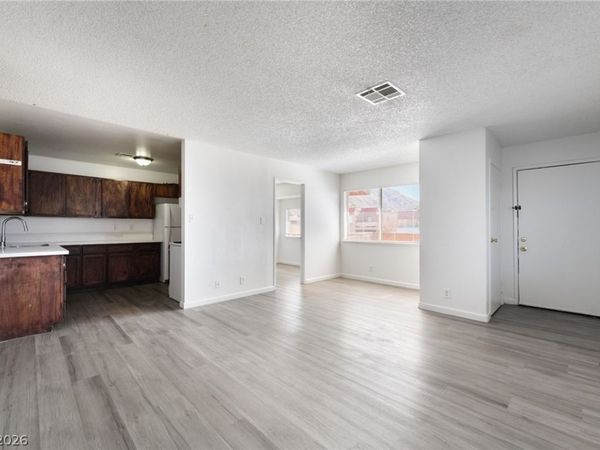 6982 Hopkins Drive, Unit C, Las Vegas, NV 89156