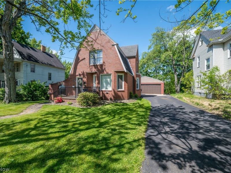 124 Hartzell Avenue, Niles, OH 44446 Photo 2
