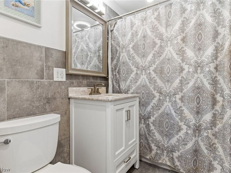 325 E 326th Street, Willowick, OH 44095 Photo 15