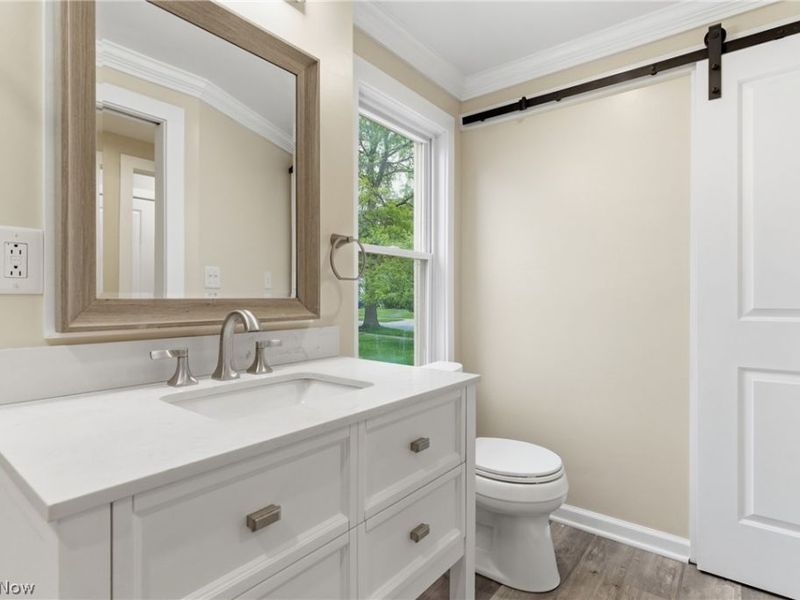 325 E 326th Street, Willowick, OH 44095 Photo 18