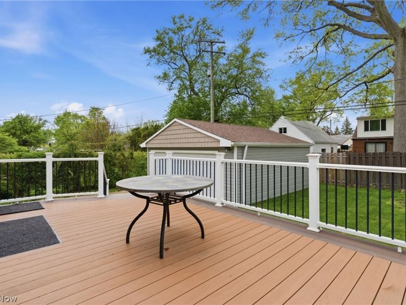 325 E 326th Street, Willowick, OH 44095 Photo 31