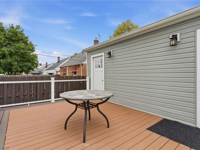 325 E 326th Street, Willowick, OH 44095 Photo 32