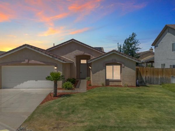 11518 Show Ring Lane, Bakersfield, CA 93312