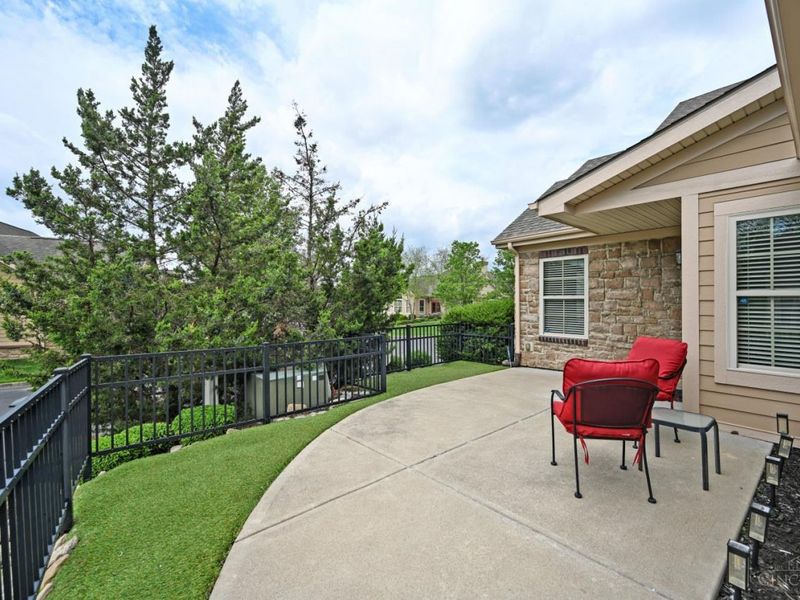 9203 Park Place Circle, West Chester, OH 45069 Photo 4
