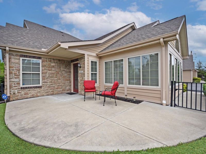 9203 Park Place Circle, West Chester, OH 45069 Photo 5