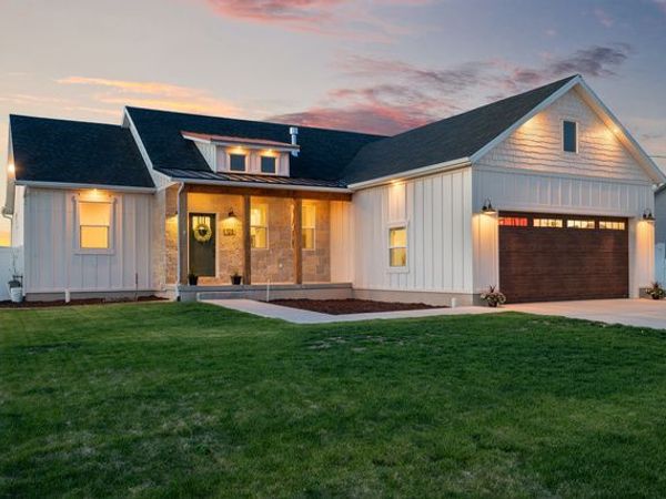 125 E 200 N, Centerfield, UT 84622