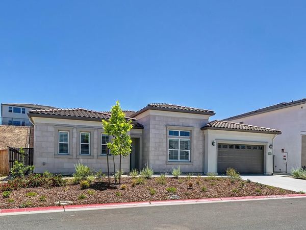 1047 Lassen Peak Dr, El Dorado Hills, CA 95762