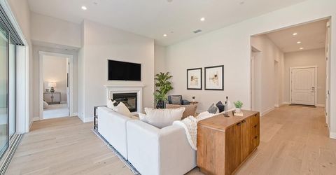 1047 Lassen Peak Dr, El Dorado Hills, CA 95762 Photo