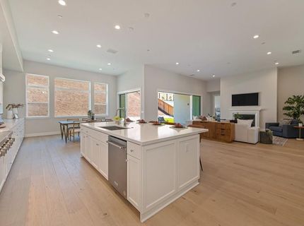 1047 Lassen Peak Dr, El Dorado Hills, CA 95762 Photo