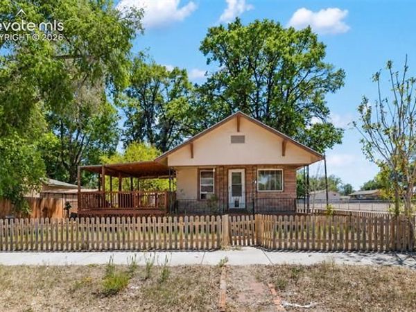 1020 W Arroyo Avenue, Pueblo, CO 81004