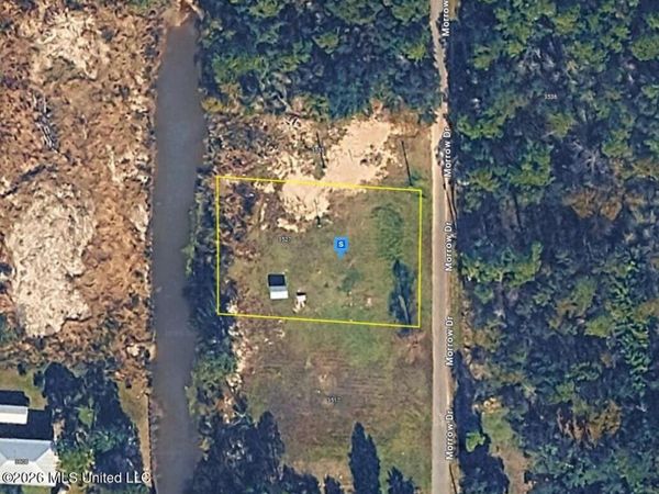3527 Morrow Drive, Pass Christian, MS 39571