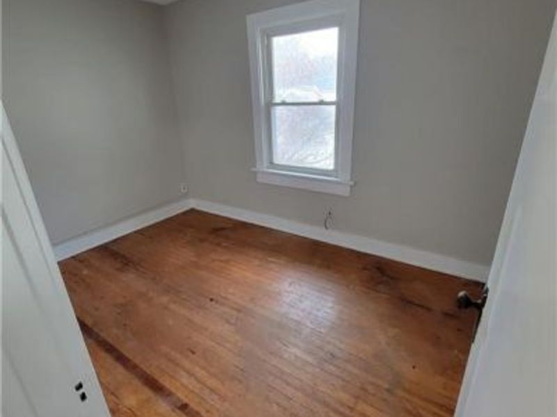 1863-1865 Emerson Avenue, Dayton, OH 45406 Photo 2