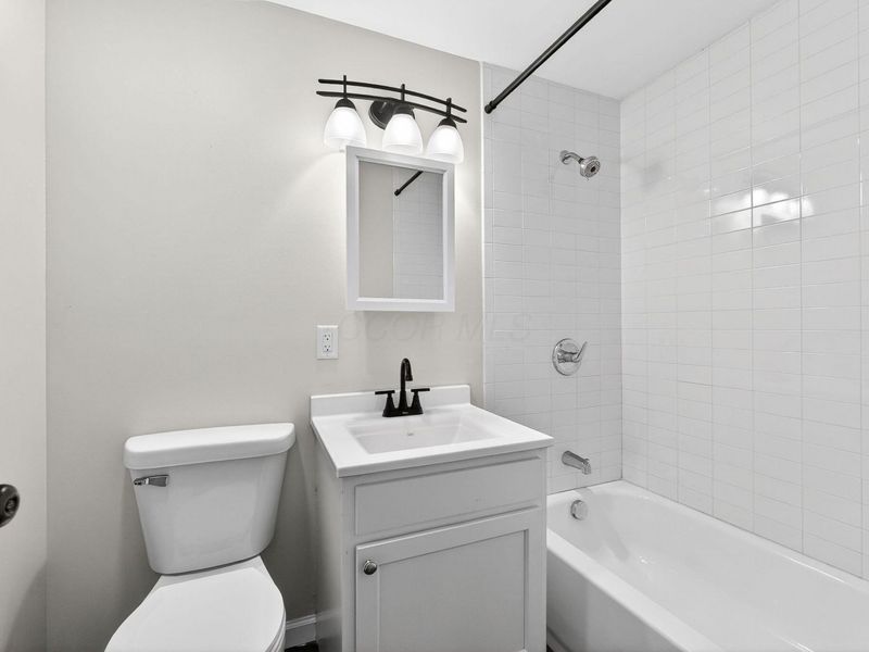 272-274 Hilliard Rome Road , Columbus, OH 43228 Photo 17