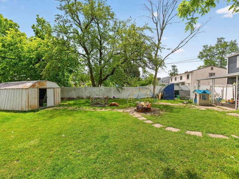 272-274 Hilliard Rome Road , Columbus, OH 43228 Photo 32