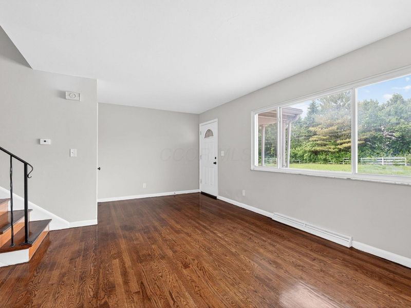 272-274 Hilliard Rome Road , Columbus, OH 43228 Photo 8