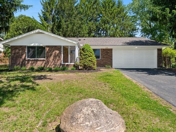 270 Huber Village Boulevard , Westerville, OH 43081
