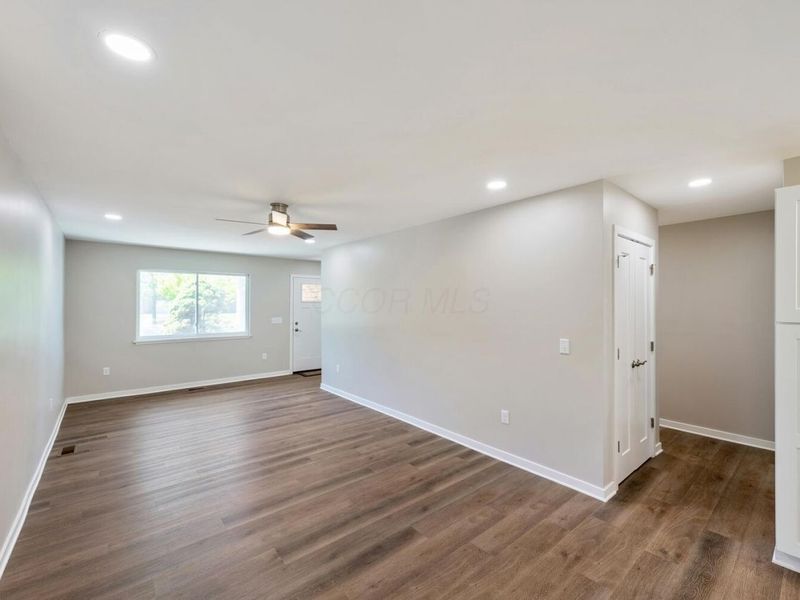 270 Huber Village Boulevard, Westerville, OH 43081 Photo 12