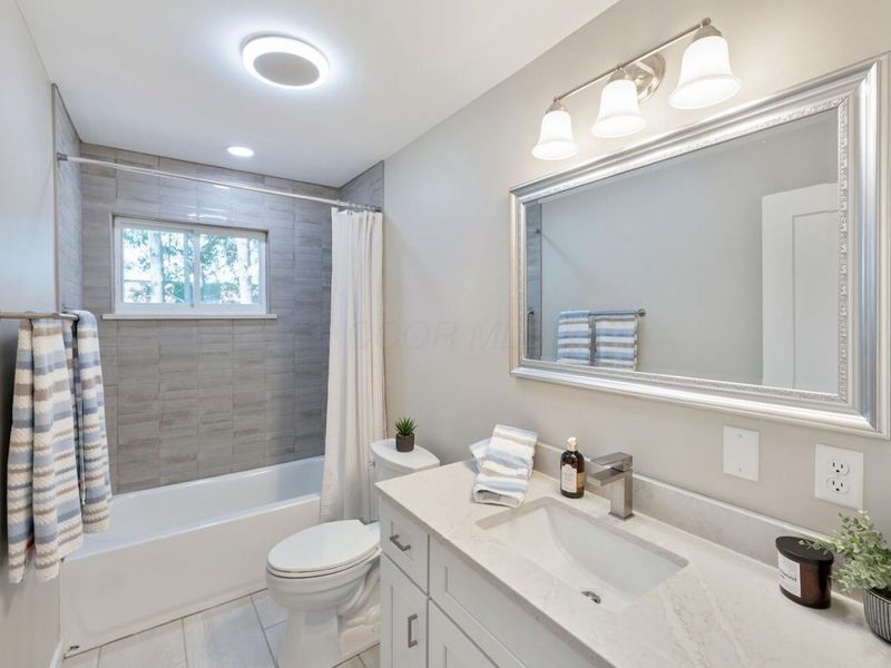 270 Huber Village Boulevard, Westerville, OH 43081 Photo 40